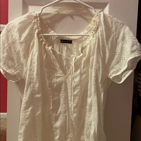 Abercrombie & Fitch Tops - White lace blouse